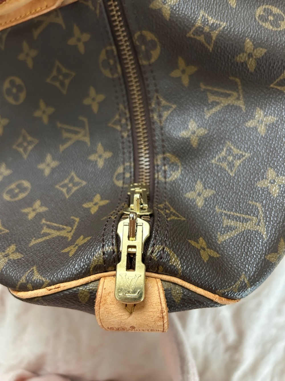 7012. Authentic Louis Vuitton Keepall 55 Brown Mono Canvas Duffle Bag w/COA. - Picture 7 of 12